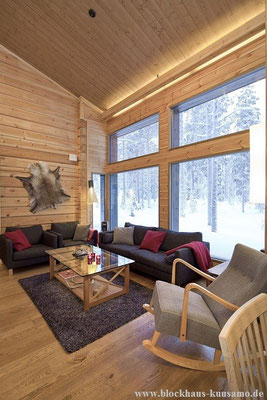 Holzhaus - Wohnblockhaus - Innenansicht - Massivholzhäuser - Echte Blockhäuser zum Wohnen - Kaufen - Winterfeste Holzhäuser - Blockbohlenhäuser mit Dämmung - Wedel - Ahrensburg - Glückstadt -Heide - Eutin - Husum -Schleswig - Essen - Rendsburg - Anbieter 