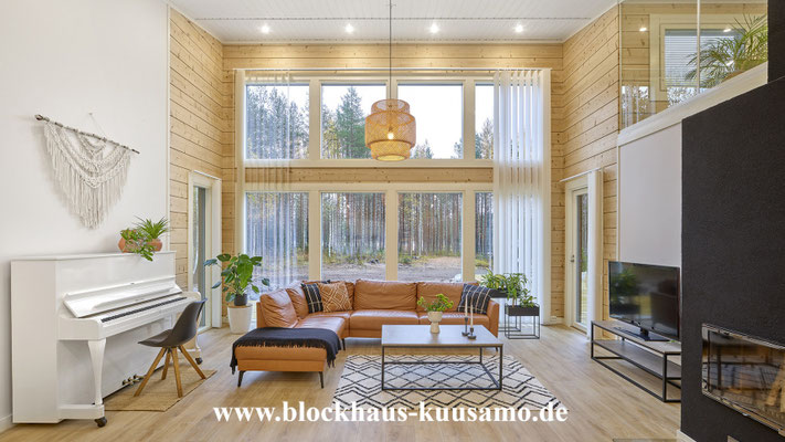 Holzhaus Blockhaus Panoramafenster
