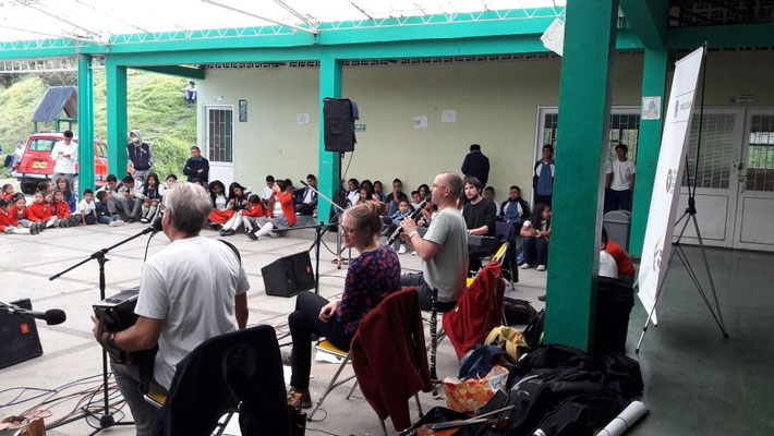 concert pour les collégiens et primaires jeudi matin