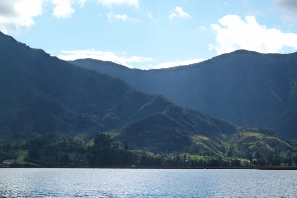 Le lac immense à La Cocha