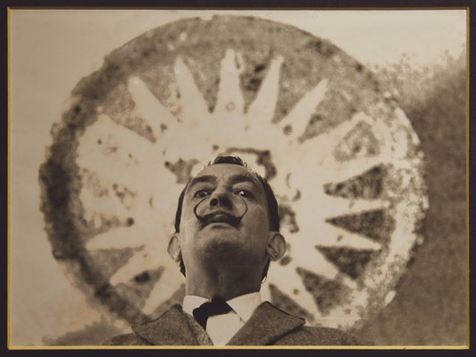 Dalí al Park Güell. Fotografía: Català Roca.