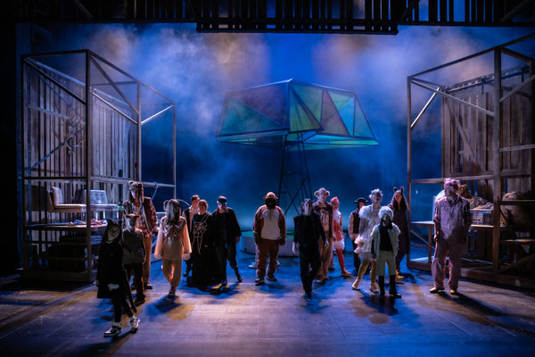 George Orwell, Farm der Tiere, Theater Bonn, Dominic Friedel, Julian Marbach, Annika Garling, Christian Czeremnych, Sören Wunderlich