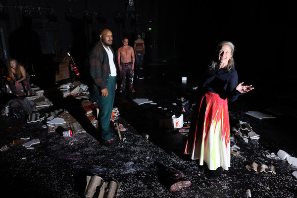 Milchwald, Schauspiel Bremen, Bühnenbild, Julian Marbach, Armin Petras, Fritz Kater