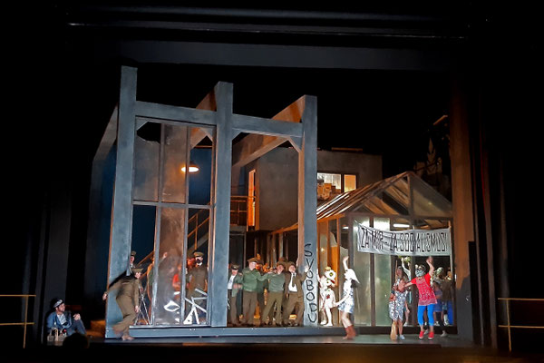 Jenufa, Leo Janacek, Oper Bremen, Bühnenbild, Julian Marbach, Armin Petras