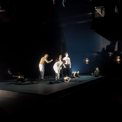 Nibelungen, Schauspiel, Nürnberg, Bühnenbild, Julian Marbach, Armin Petras