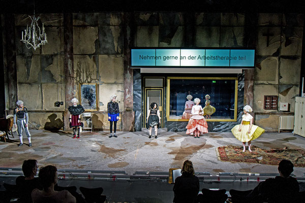 Dysmorphomanie, Sorokin, Schauspiel Stuttgart, Wolfgang Michalek, Julian Marbach, Sara Kittelmann