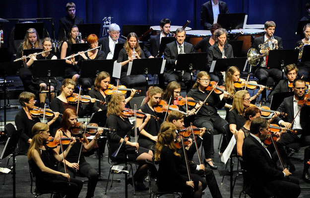 Quelle: http://nibelungen-kurier.de/sinfonietta-am-3-oktober-im-wormser/