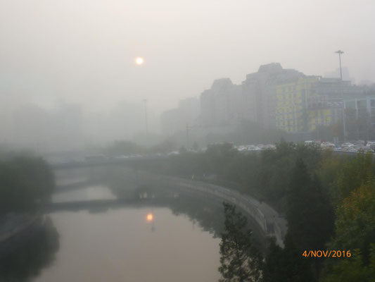 Am Morgen des Abreisetages lag Peking im Smog. Da fiel der Abschied ein bisschen leichter!