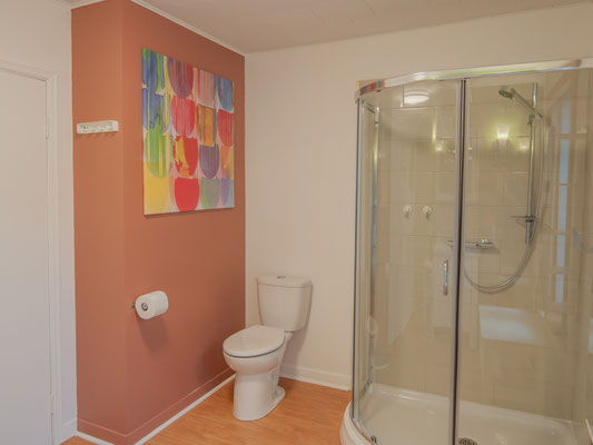 Salle de bain rez-de-chaussé (douche italienne