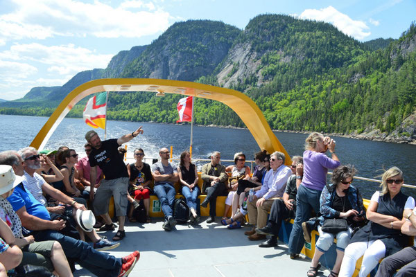 Croisière sur le Fjord Saguenay (Croisière Fjord et Monde à 2 minutes)