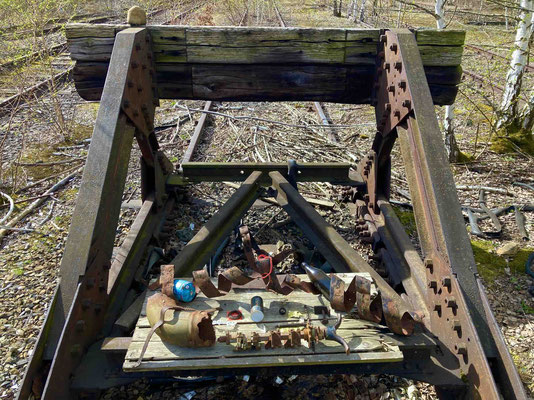 Assemblage of the findings at the buffer stop