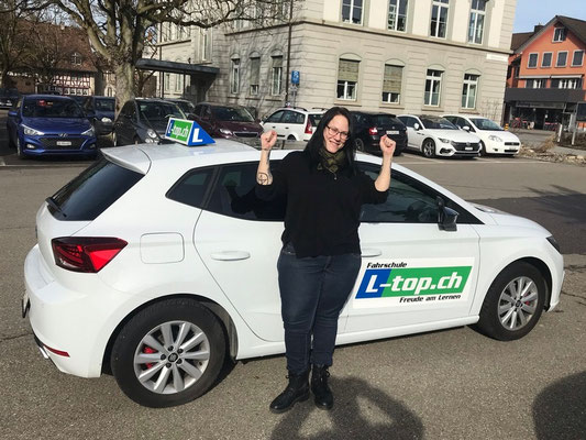 L-Top.ch Fahrschule Sarah