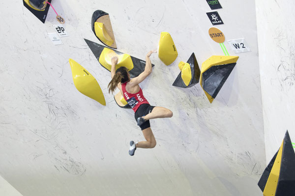 WorldclimbingSeriesBern2026 Semifinal Boulder Women 