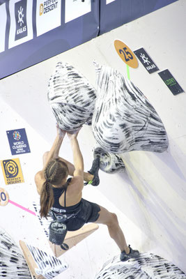 WorldclimbingSeriesBern2026 Semifinal Boulder Women 