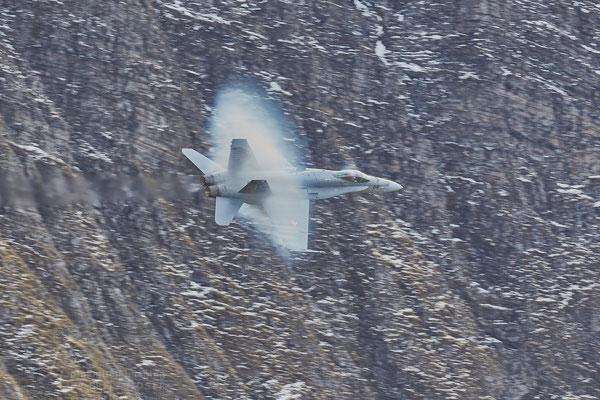 Swiss Air Force F18 Hornet Mach 0.95