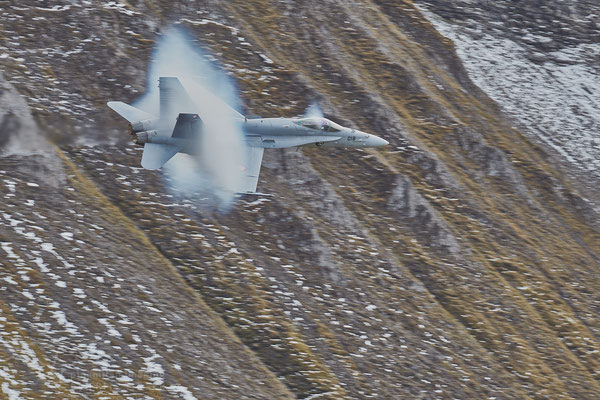 Swiss Air Force F18 Hornet Mach 0.95