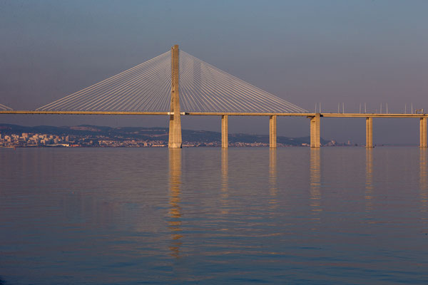 Brücke Vasco da Gama, Lisboa