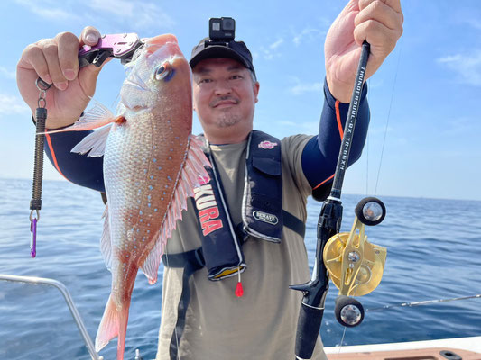 虎徹S 極暖伸縮RED起毛 5x3mmNZセミドライオーダー料込 THUNDERSOUL-QX TR-66XH - 櫻井釣漁具株式会社