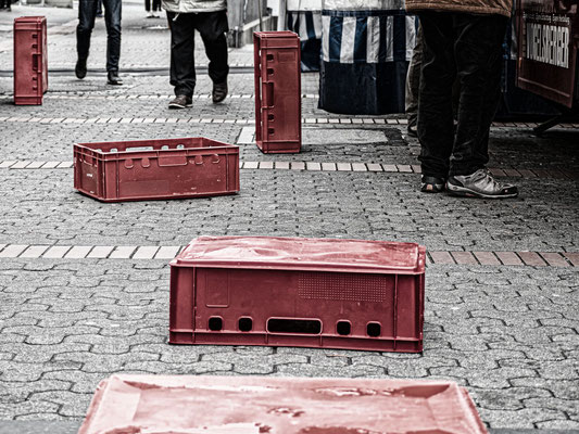 Abstand ist das Gebot der Stunde. Auch auf dem Bornheimer Wochenmarkt