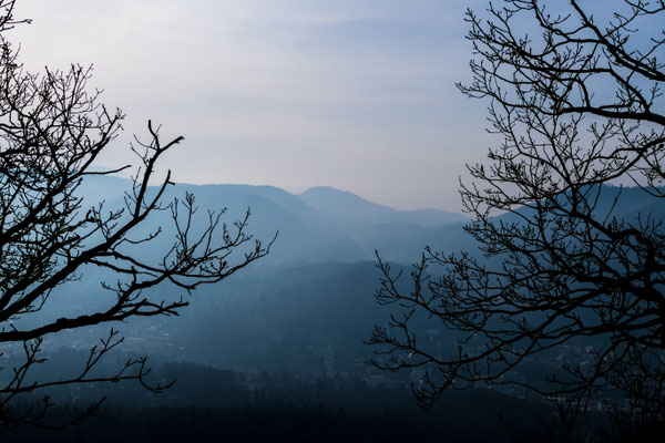 Blick über den Schwarzwald vom Schloß Hohenbaden