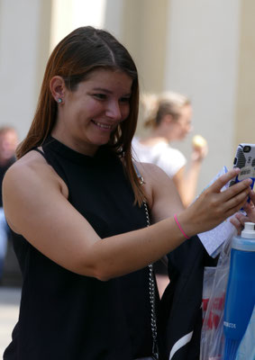 Selfiegirl