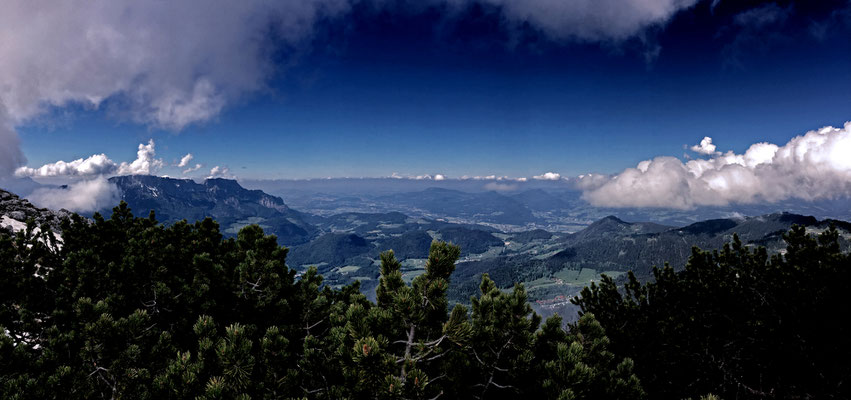 Aussicht vom Kehlsteinhaus auf die Berge