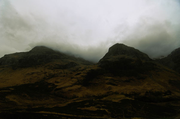 Berge im Tal der Mac Donalds in Schottland