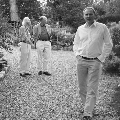 Préparation de la grande exposition monographique Josep GRAU-GARRIGA à l'abbaye de St-Florent-le-Vieil (2009), maison-atelier de l'artiste à St-Mathurin/Loire (avec Hervé DE CHARETTE).