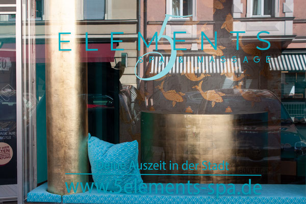 Laden gestalten mit gold