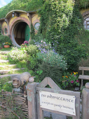 Eingang zu Bilbos, Innenaufnahmen wurden allerdings im Studio gedreht