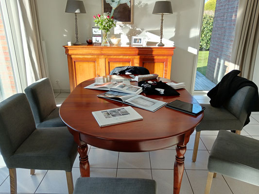 Table en merisier avant 