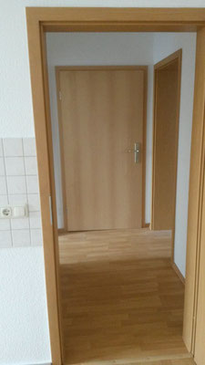 Innentüren und Laminat