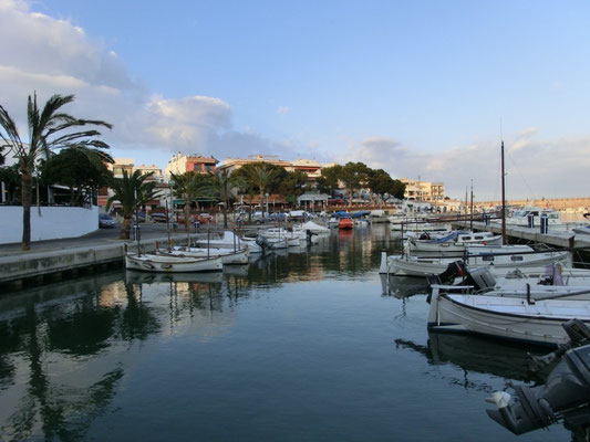 der Hafen von Cala Ratjada