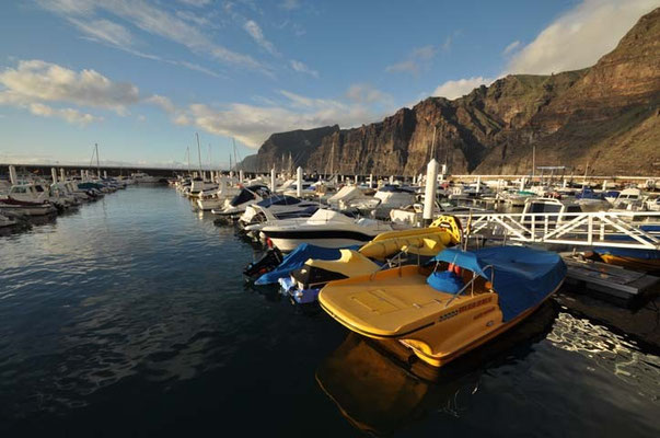 der Hafen von Los Gigantes