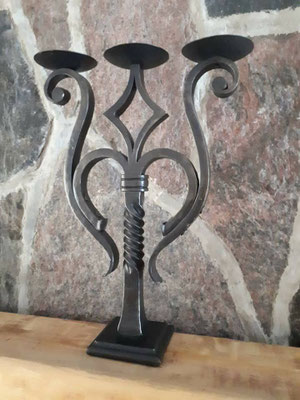 Forjadores Herreros y Fundidores de México Galería de Trabajos CANDELABROS