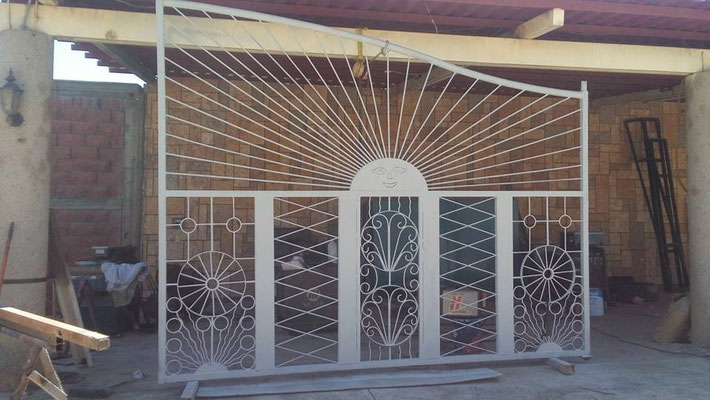 Forjadores Herreros y Fundidores de México Galería de Trabajos "REJAS" PROTECCIONES PERIMETRALES bloque A