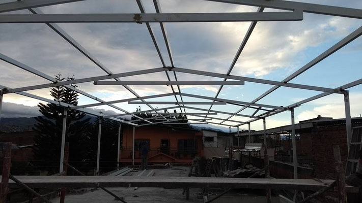 Forjadores Herreros y Fundidores de México Galería de Trabajos TECHOS bloque A