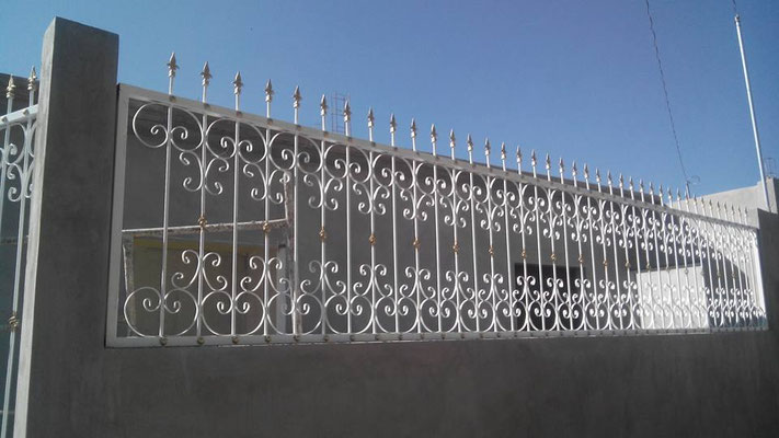 Forjadores Herreros y Fundidores de México Galería de Trabajos "REJAS" PROTECCIONES PERIMETRALES bloque B