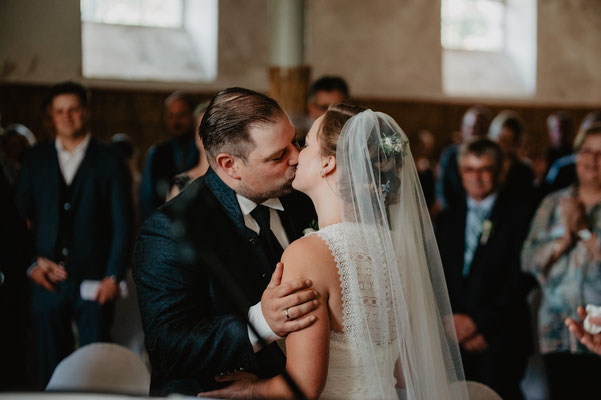 Hochzeitsfotograf Duisburg Voerde Wasserschloss Hochzeitsfotos Emotionale Fotos und Reportagen 