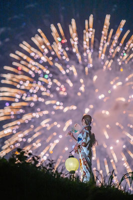 特選2席：打ち上げ花火：手塚光次