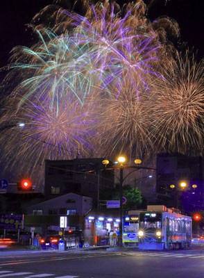 準特選：豊橋の夜空を見上げて：川端章夫