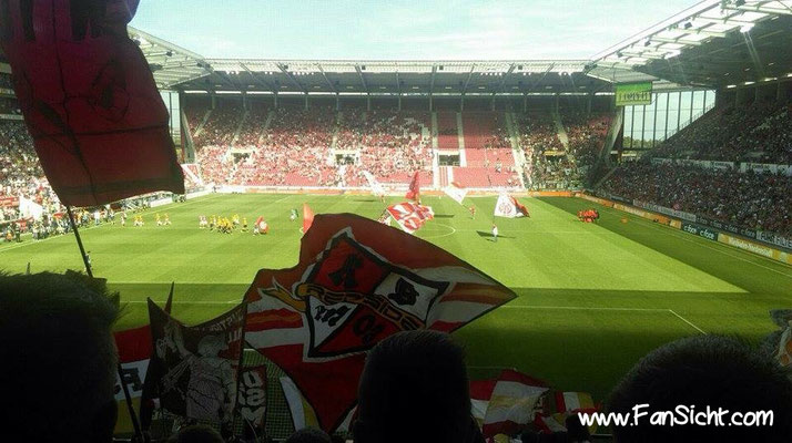 Fotos der Sicht aus Block Q in der MEWA Arena Mainz Stadion des FSV Mainz 05