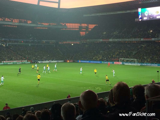 Foto der Sicht im Weserstadion in Block 6 Reihe 21
