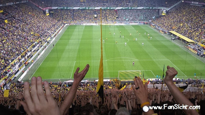 Südtribüne Block 82. Foto: Matthias Pap (via Facebook).