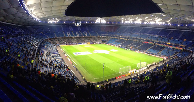 Foto Sicht im Volksparkstadion des Hamburger SV HSV aus Block 14c