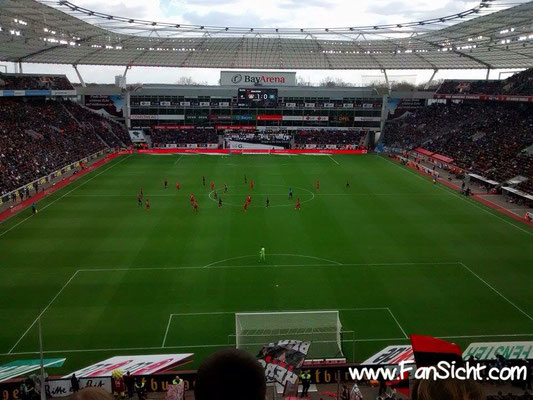 Sicht aus Block D8 in der Bayarena Stadion von Bayer 04 Leverkusen