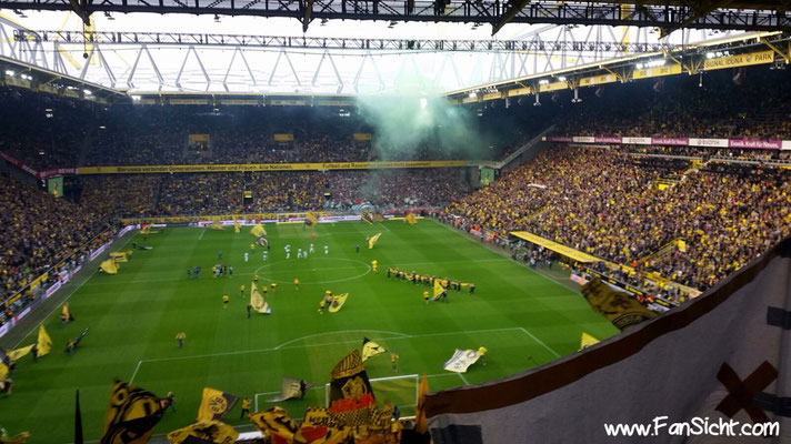 Südtribüne, Block 82. Foto: Robin Beck (via Facebook).