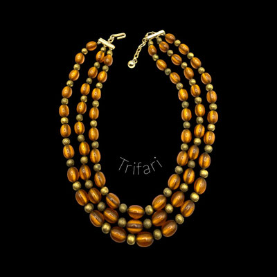 TRIFARI Triple strand luminescent Art Glass beads necklace with textured gold tone metal beads - classy elegance by Trifari -- Art.651/7