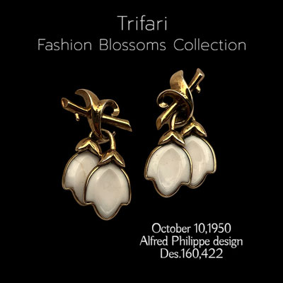 1950s VTG Crown Trifari  FASHION BLOSSOMS Milk Glass White Dangle Bells Lilies Swinging  Earrings - Art.452/7