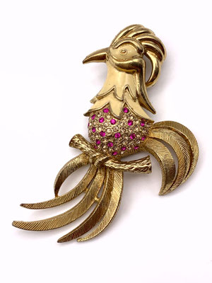 Bird of Paradise Goldtone and enamel brooch/pin for the most elegant figural bird with  paveded in double color-art.857-4